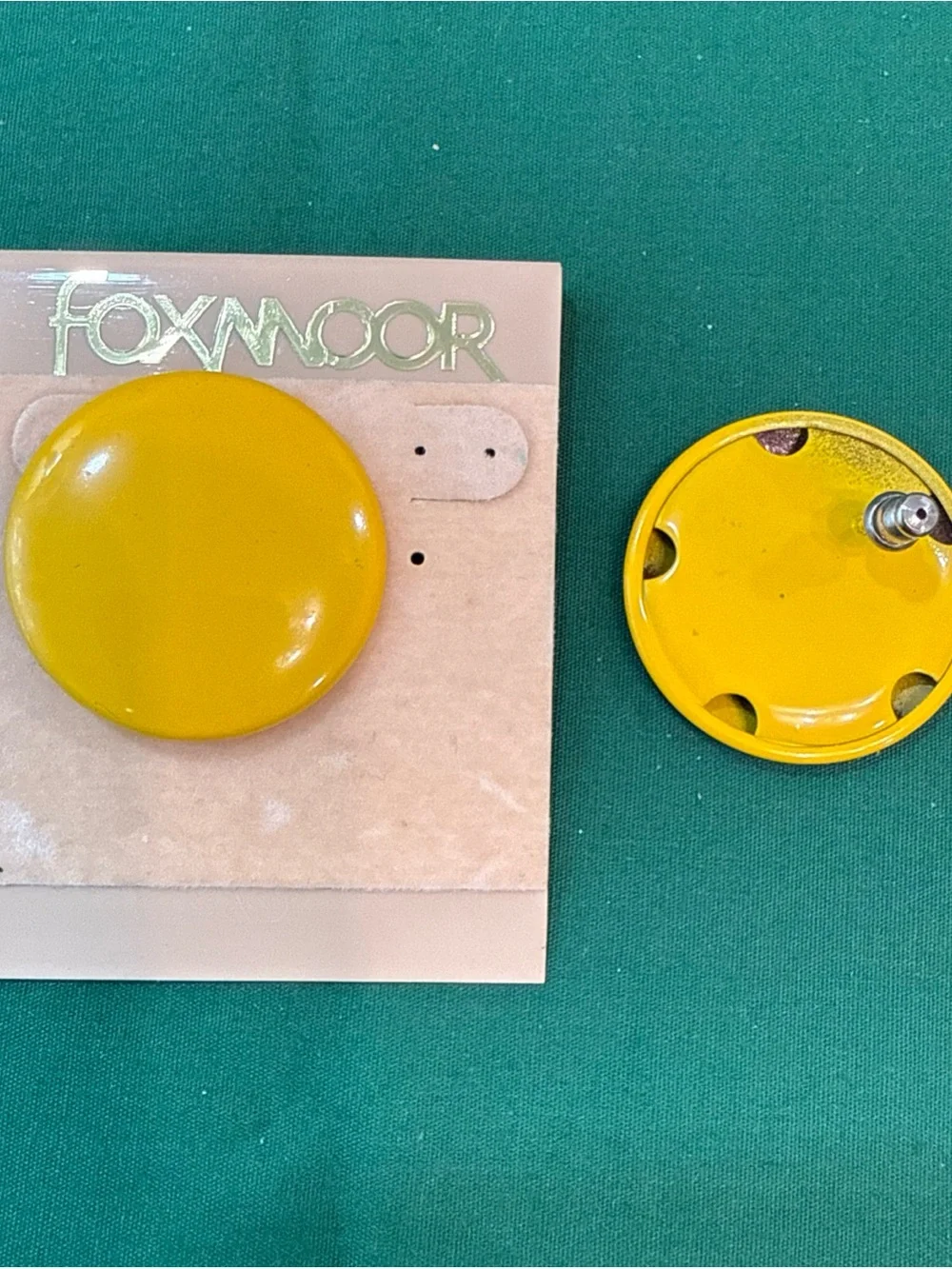 Vintage 80’s Foxmoor  Yellow Earrings Collectible Jewelry  Round #13A - Picture 2 of 3